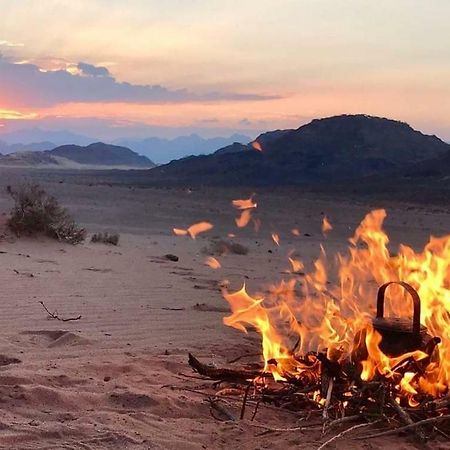 Wadi Rum-Bedouin Tents And Jeep Tours Экстерьер фото